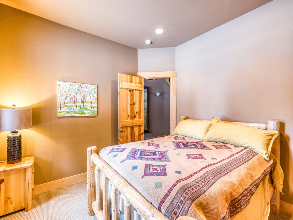 Luxury Chalet with Hot Tub in Private Setting - Tahoe Donner Vacation Rental in Truckee - RedAwning