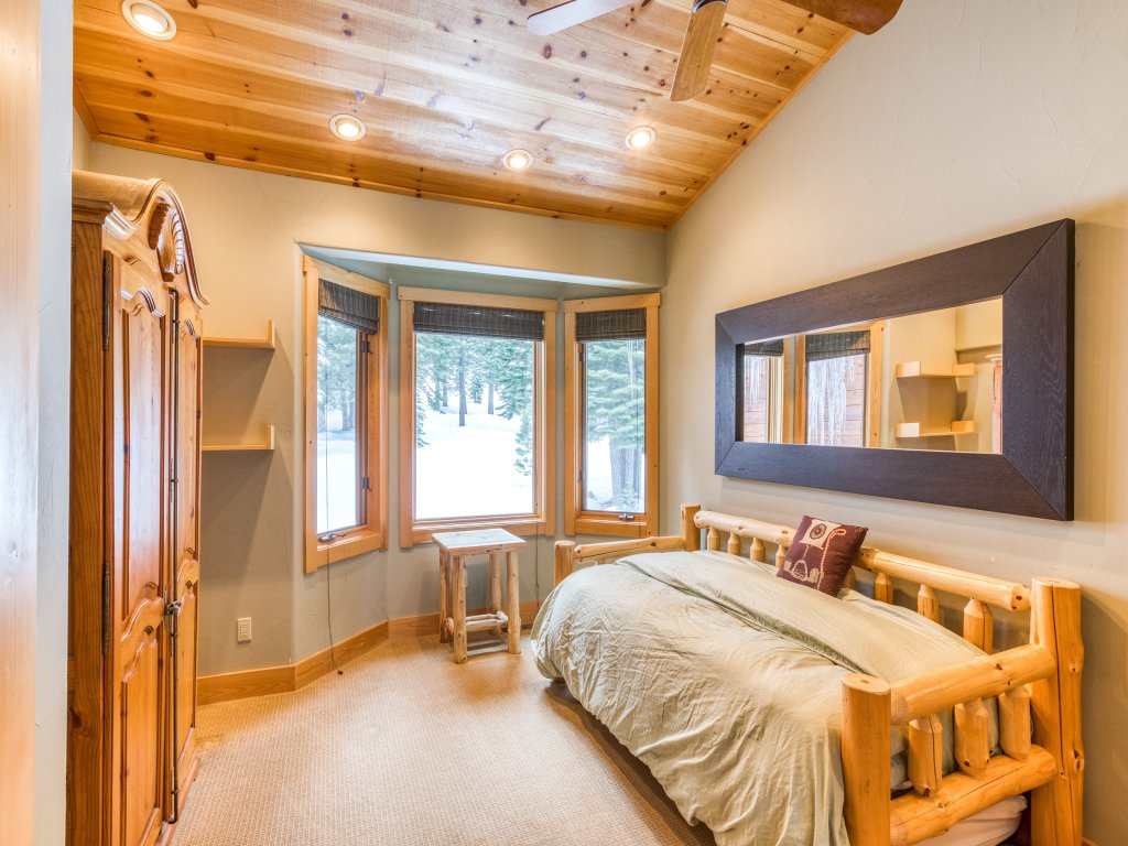 Luxury Chalet with Hot Tub in Private Setting - Tahoe Donner Vacation Rental in Truckee - RedAwning