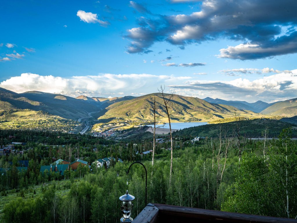 97A Exceptional Views 4Br 3Ba Vacation Rental in Silverthorne - RedAwning