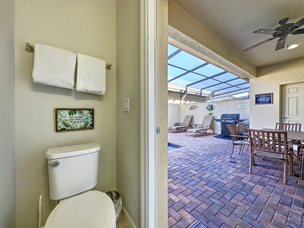Headline Vacation Rental in Kissimmee - RedAwning