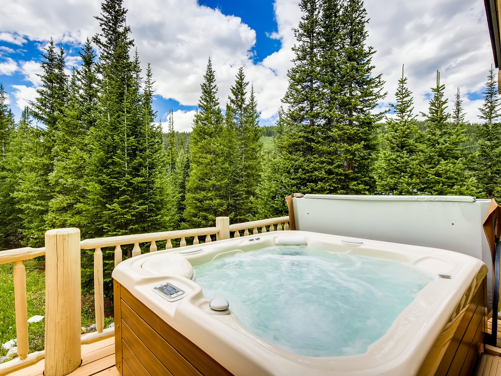 Charming Cabin w/ Hot Tub, Near Breckenridge ~ RA316497 ...