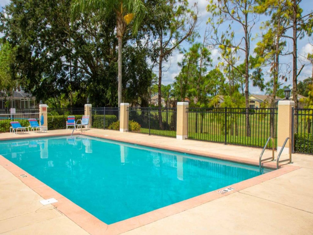 Belle's Southern Dream in Southern Dunes Vacation Rental in Haines City - RedAwning