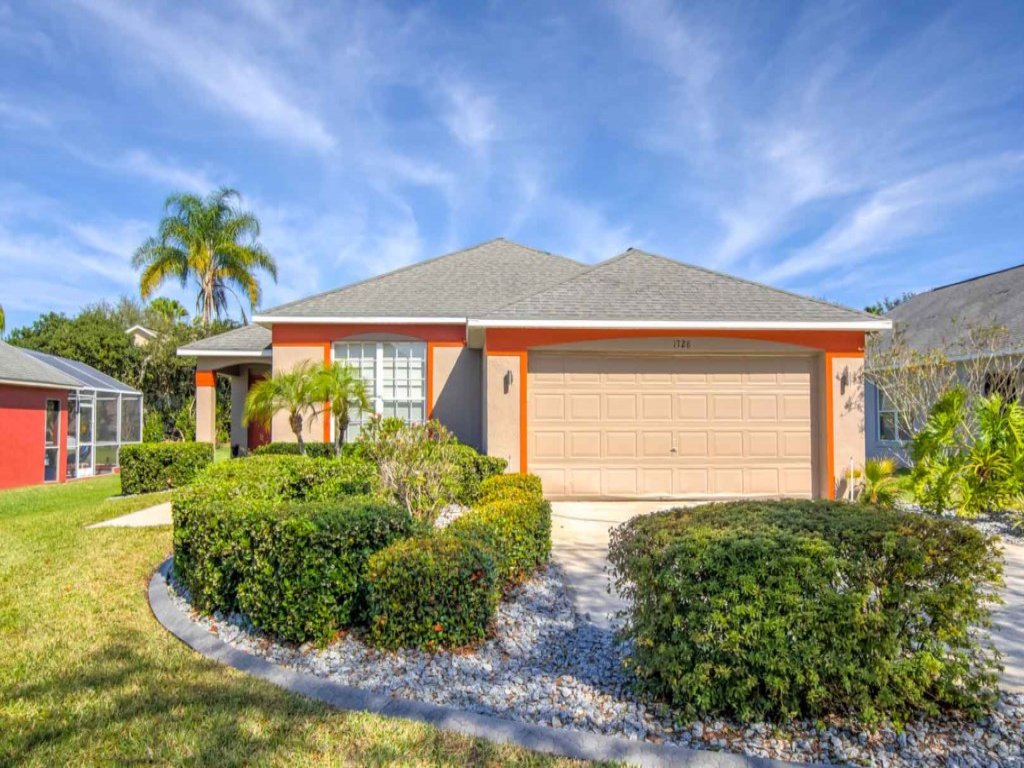 Private Pool in Golf Resort! Vacation Rental in Haines City - RedAwning