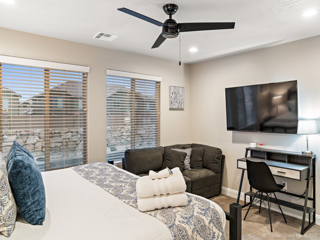 Luxurious Southern Utah Villa Vacation Rental in Utah - RedAwning