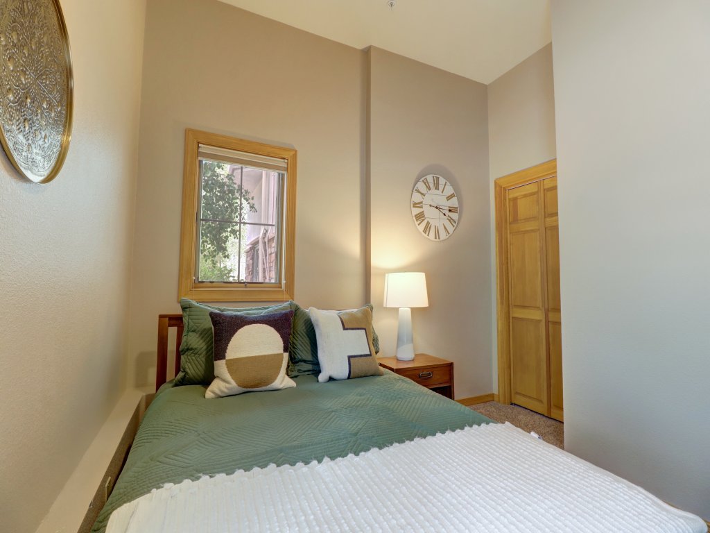 Pet Friendly, Slope-side, Spacious Town Home - ER21 Vacation Rental in Copper Mountain - RedAwning
