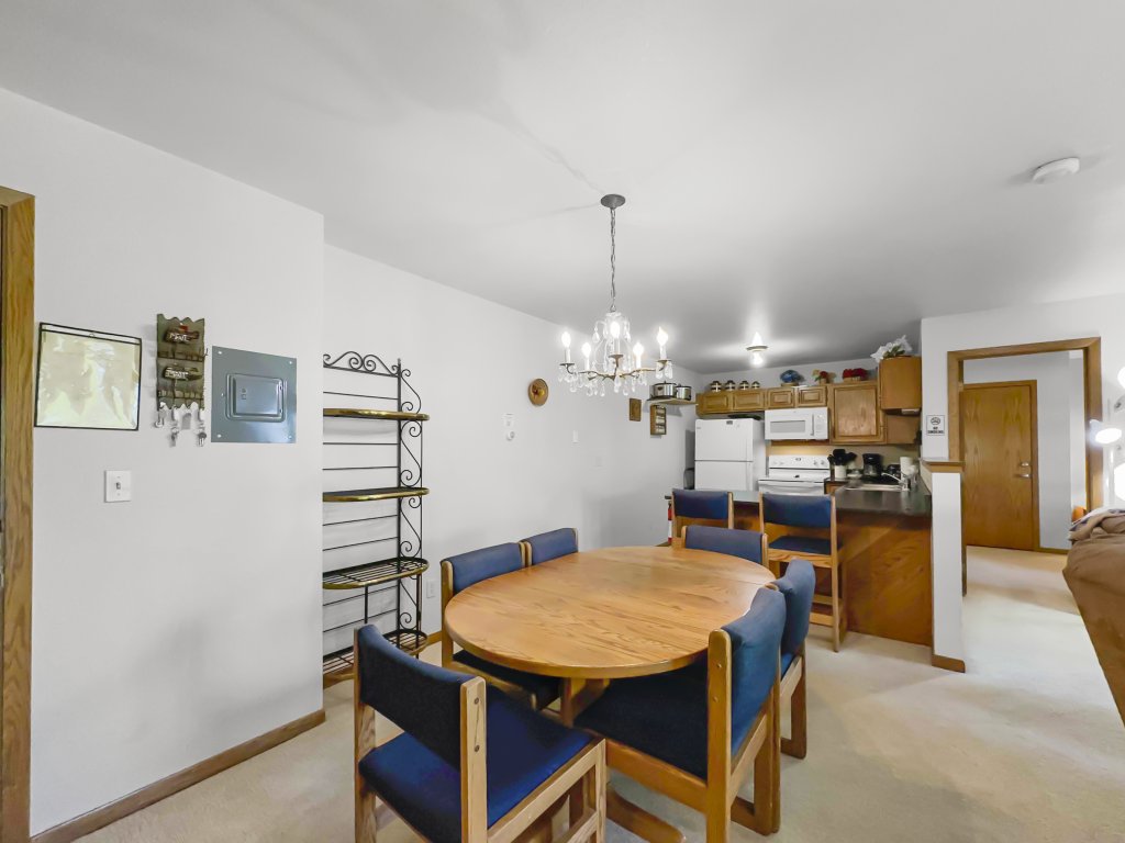 BB103 Buffalo Village 2BR 2BA Vacation Rental in Wildernest - RedAwning