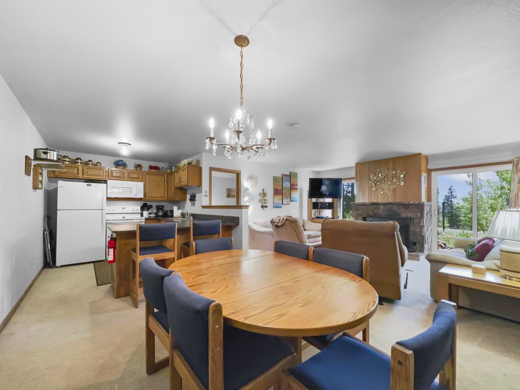 BB103 Buffalo Village 2BR 2BA Vacation Rental in Wildernest - RedAwning