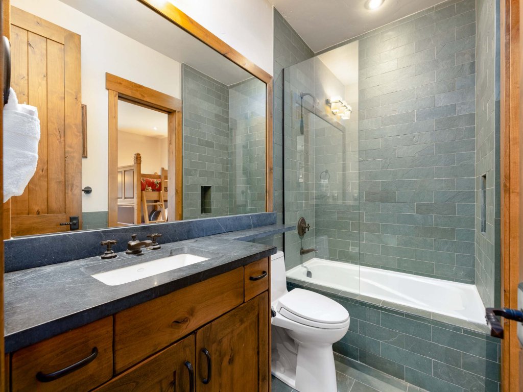 Amazing Pet-Friendly Executive Home, Ski-In Walk-Out - LR884 Vacation Rental in Copper Mountain - RedAwning