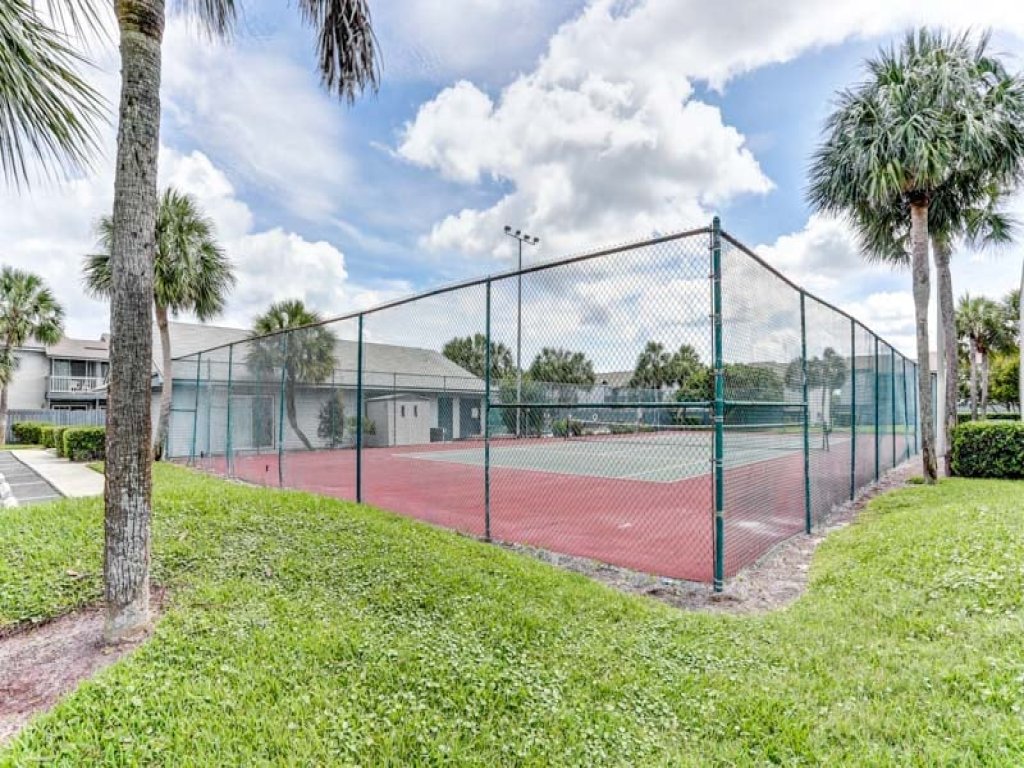 Fernandina Shores Condo with Private Balcony and Access to Pool Vacation Rental in Fernandina Beach - RedAwning