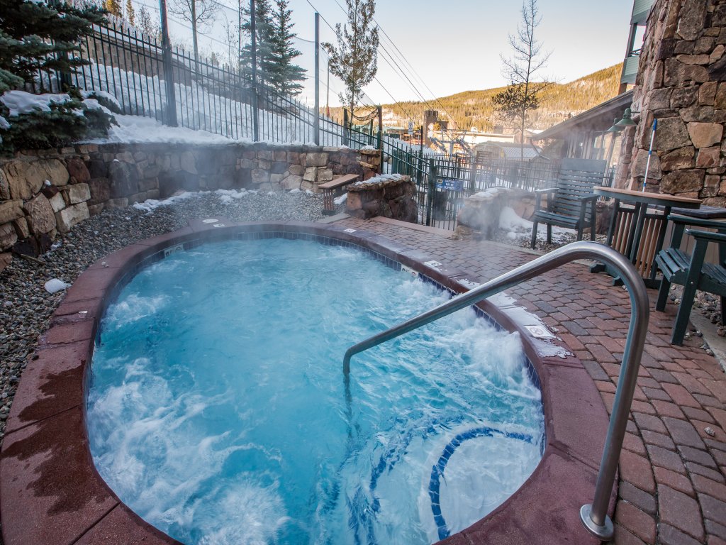 Zephyr Mountain Lodge 1504 Vacation Rental in Winter Park - RedAwning