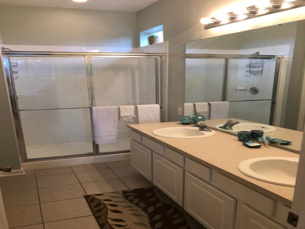 Sunshine Park at Windsor Hills Vacation Rental in Kissimmee - RedAwning