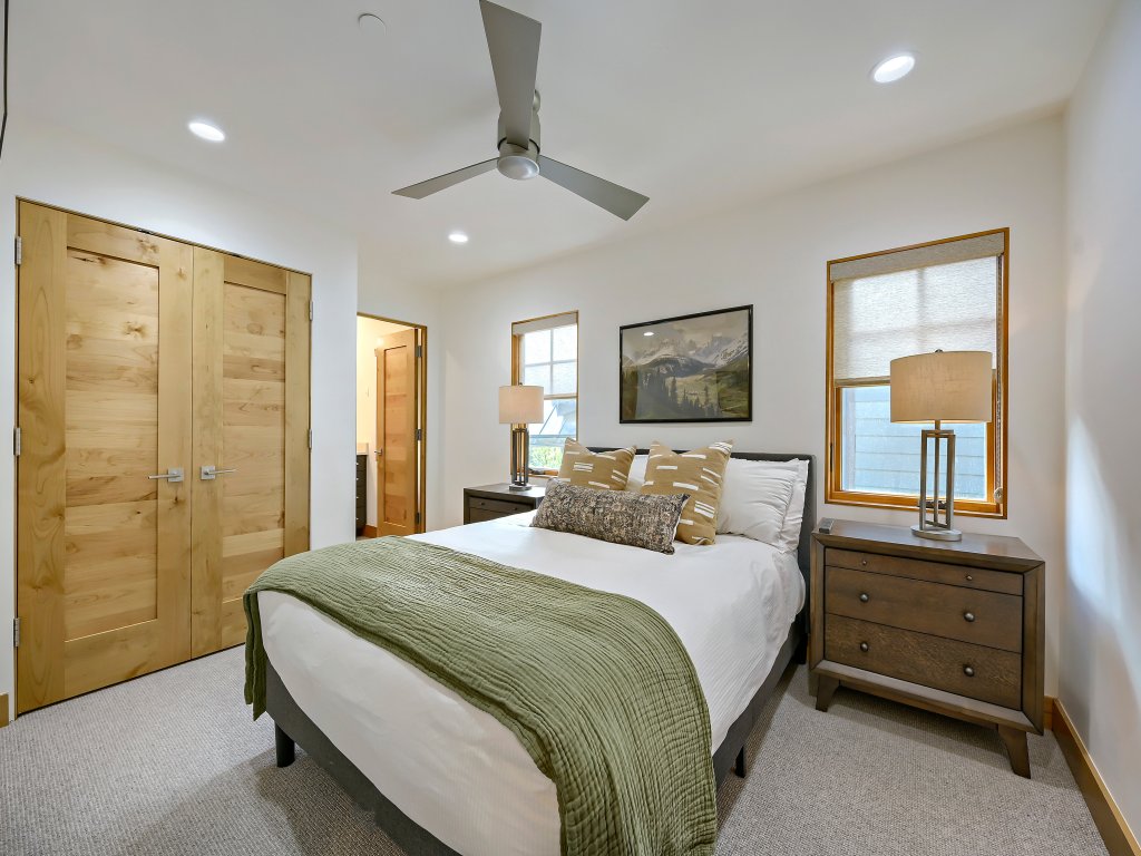 Luxury 6 Bedroom Old Town Escape Near Skiing and Dining 80 Vacation Rental in Park City - RedAwning