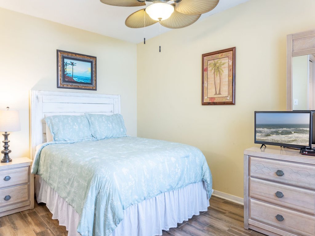 Ocean House 1904 Vacation Rental in Gulf Shores - RedAwning