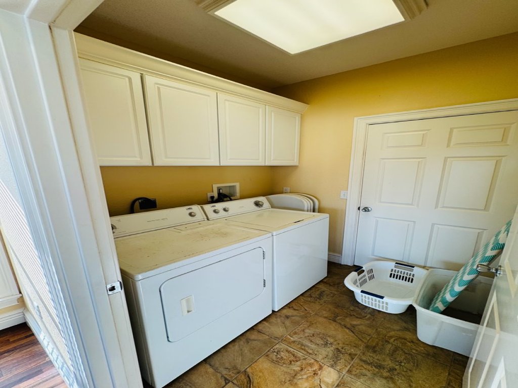 102 6TH Street South Up and Down Vacation Rental in Bradenton Beach - RedAwning