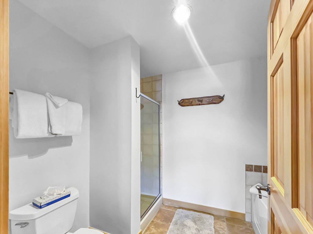 Inviting and Spacious Condo In The Heart of Center Village - PP416 Vacation Rental in Copper Mountain - RedAwning