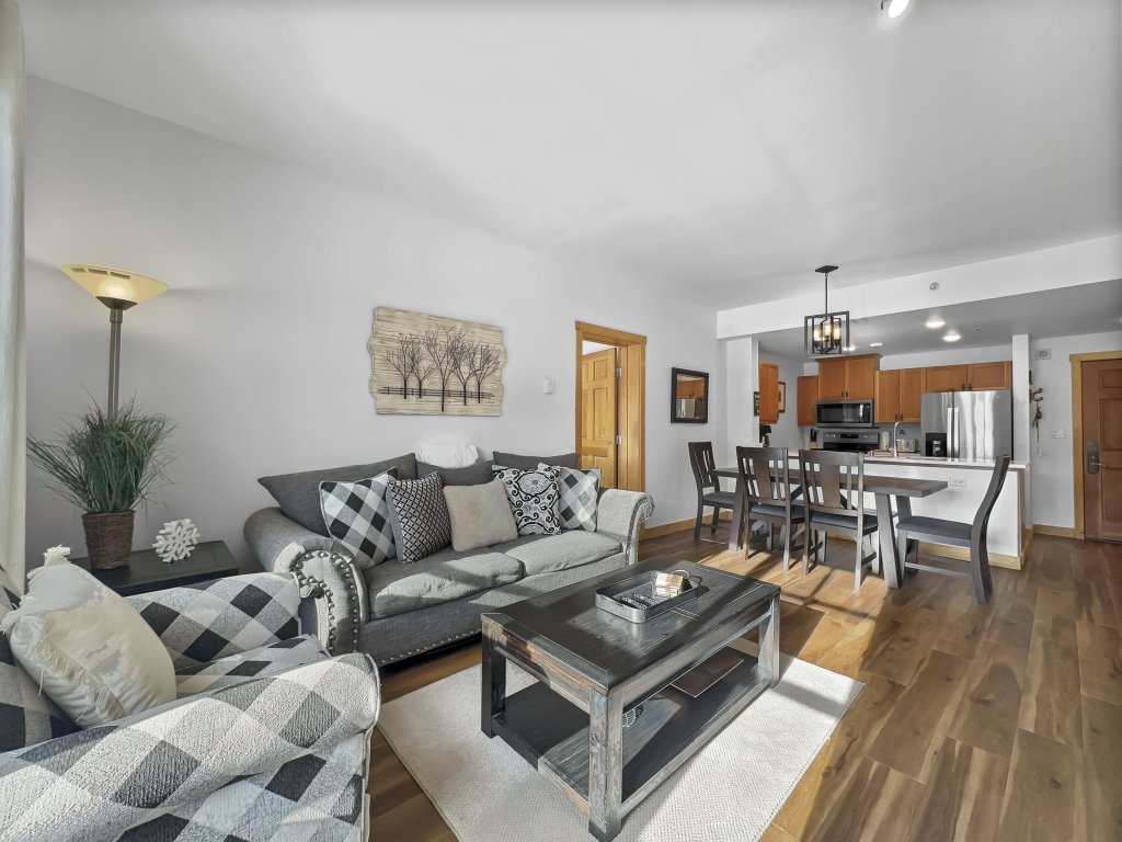 Inviting and Spacious Condo In The Heart of Center Village - PP416 Vacation Rental in Copper Mountain - RedAwning