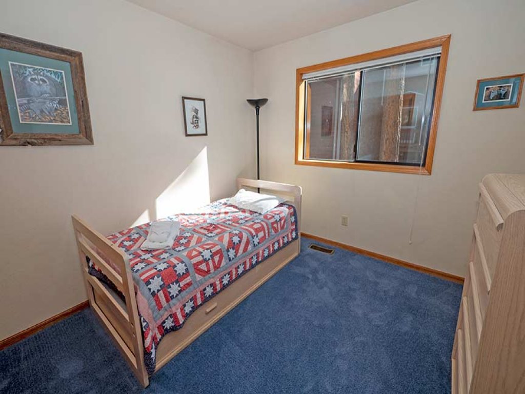 2293 Marshall Trail Vacation Rental in California - RedAwning