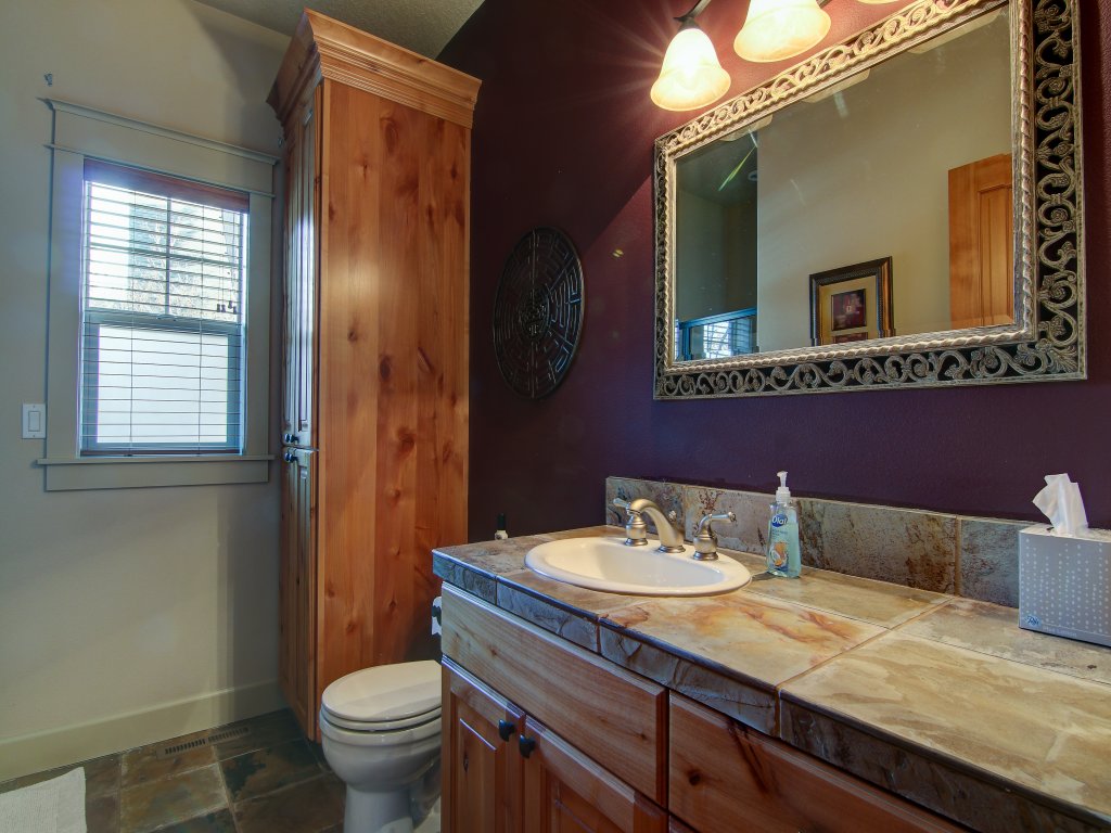 Wild Meadow Vacation Rental in Bend - RedAwning