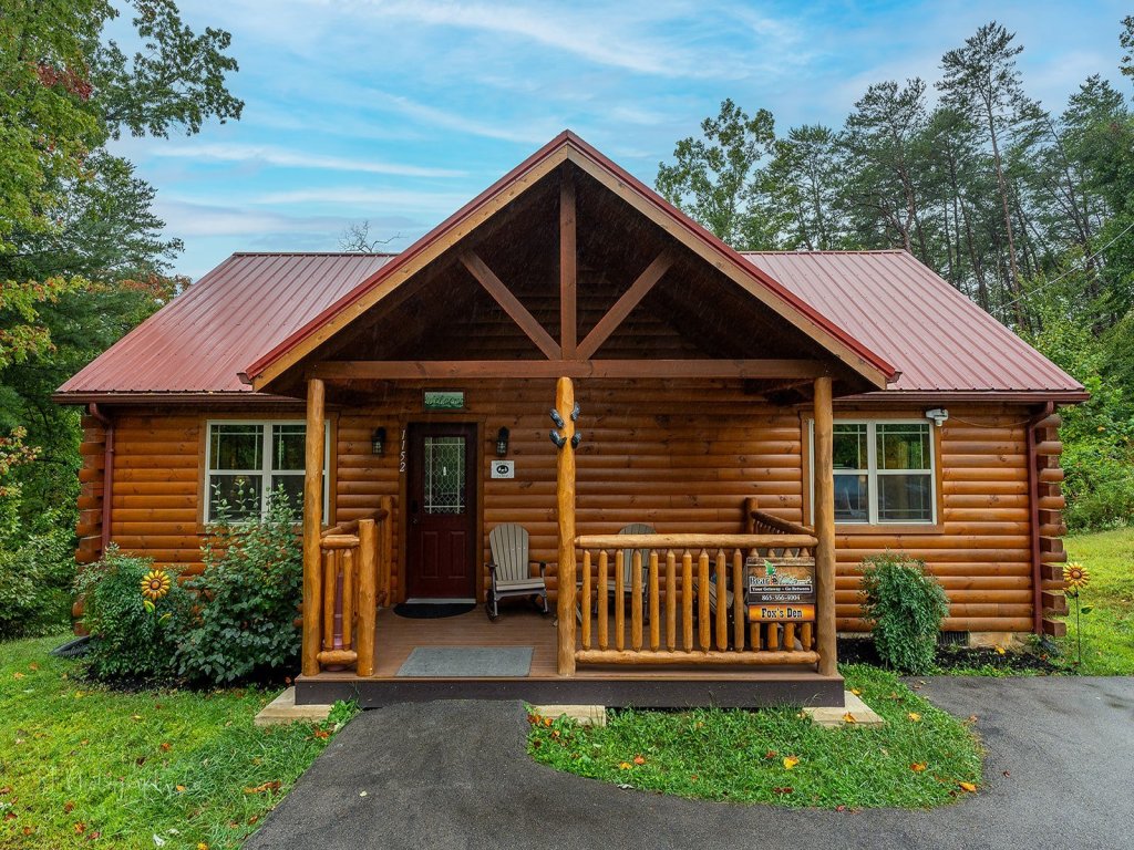 Foxes' Den Cabin with Private Hot Tub and Arcade Game Vacation Rental in Pigeon Forge - RedAwning