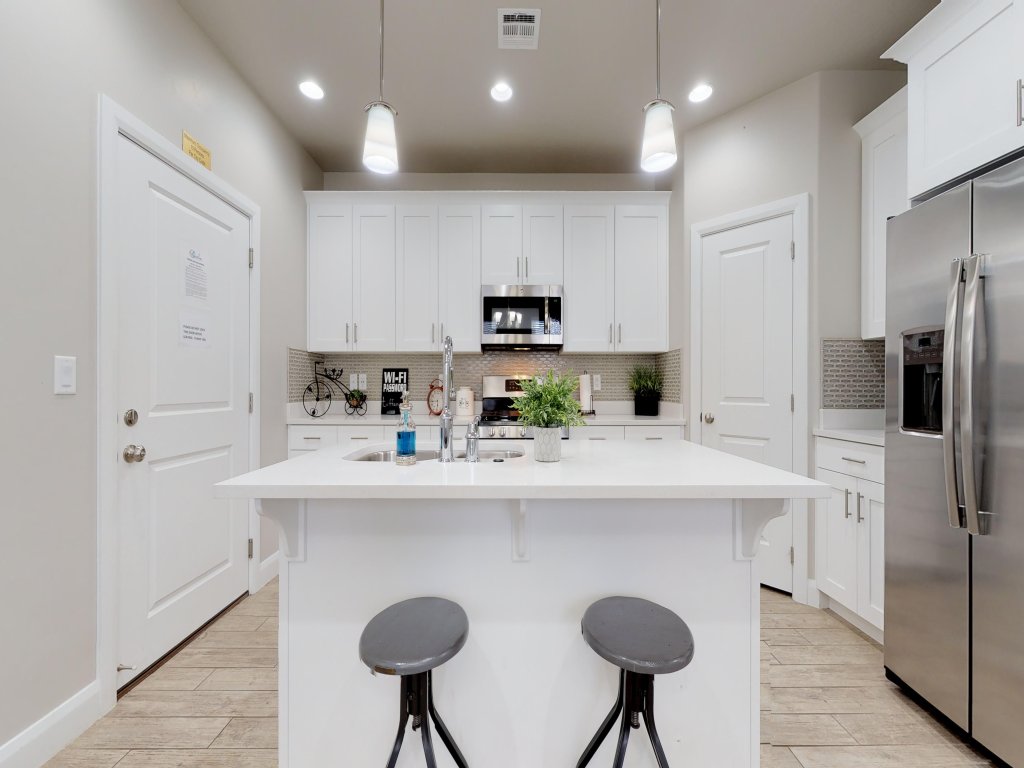 Breakfast at Tiffanys at The Casitas Vacation Rental in Utah - RedAwning