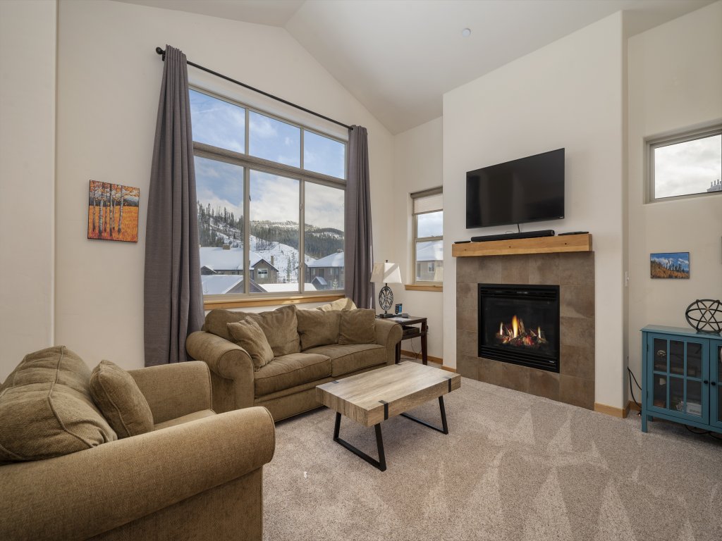 Trailhead Lodge 831 Vacation Rental in Winter Park - RedAwning