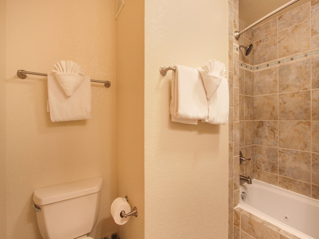 Deer Mountain 28B Vacation Rental in Estes Park - RedAwning