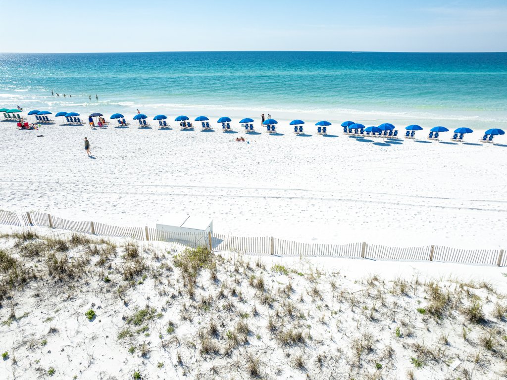 Southbay 55 is 2 Bedroom on the lake with short walk to beach Vacation Rental in Destin - RedAwning