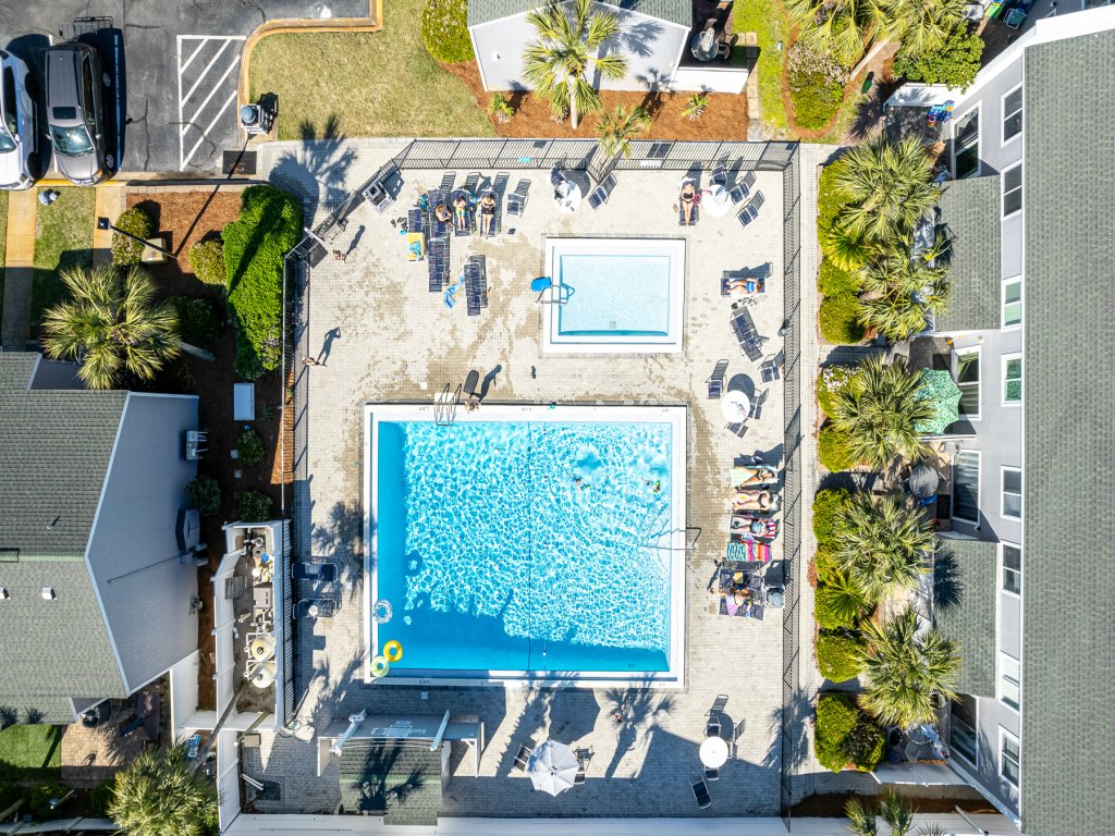 Southbay 55 is 2 Bedroom on the lake with short walk to beach Vacation Rental in Destin - RedAwning