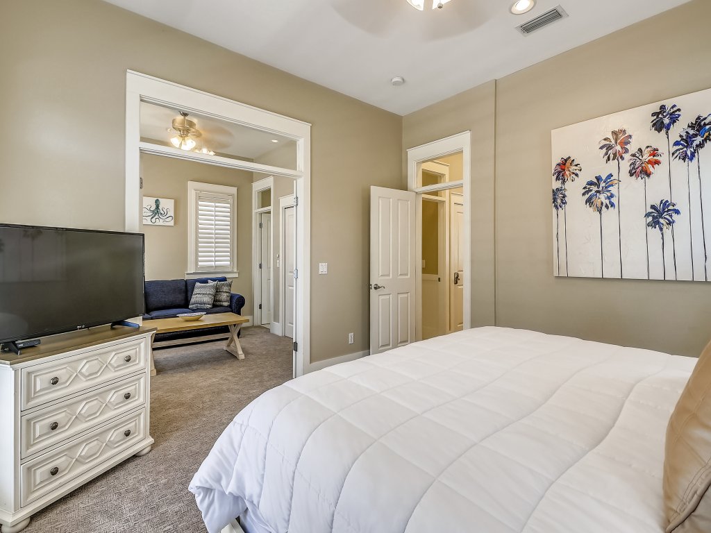 Paradise Pointe - Gorgeous 4 BR home with pool Vacation Rental in Destin - RedAwning