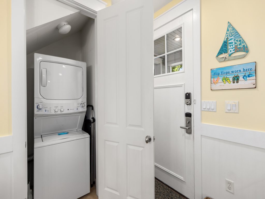 1337 Laurel Grove Vacation Rental in Miramar Beach - RedAwning