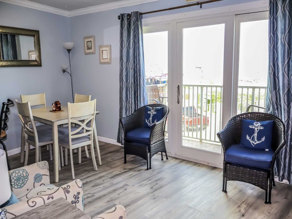 La Internacional 205 Vacation Rental in South Padre Island - RedAwning