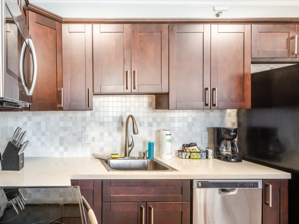 Breezy 12th Floor Waikiki Condo with FREE Parking Vacation Rental in Honolulu - RedAwning