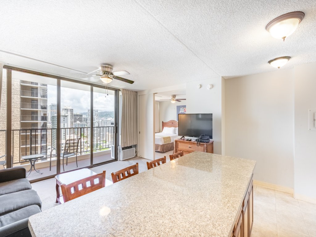 Waikiki Banyan High Level Condo with Ocean Views from the Private Lanai Vacation Rental in Honolulu - RedAwning