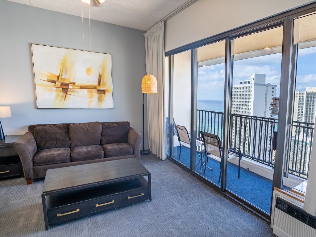 Waikiki Banyan Condo Located One Block From Waikiki Beach! Vacation Rental in Honolulu - RedAwning