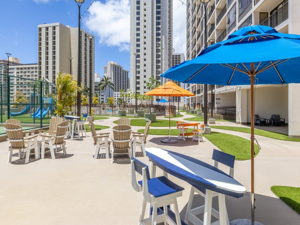 High Level Waikiki Condo - Enjoy Ocean Views From Your Private Lanai! Vacation Rental in Honolulu - RedAwning
