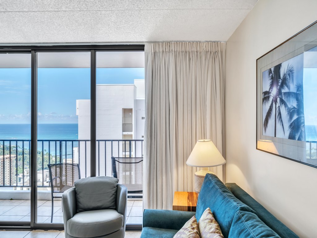 Waikiki Banyan Condo With Panoramic 37th Floor Ocean Views Vacation Rental in Honolulu - RedAwning