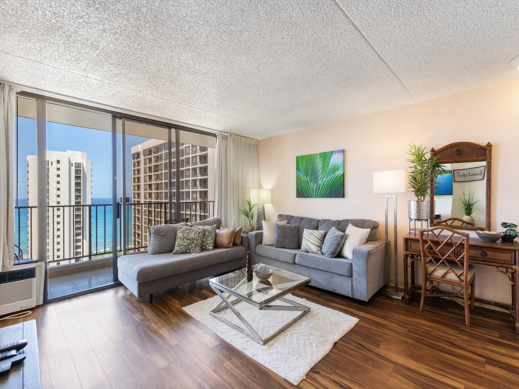 Beautifully Renovated 32nd Floor Deluxe Ocean View Waikiki Condo Vacation Rental in Honolulu - RedAwning