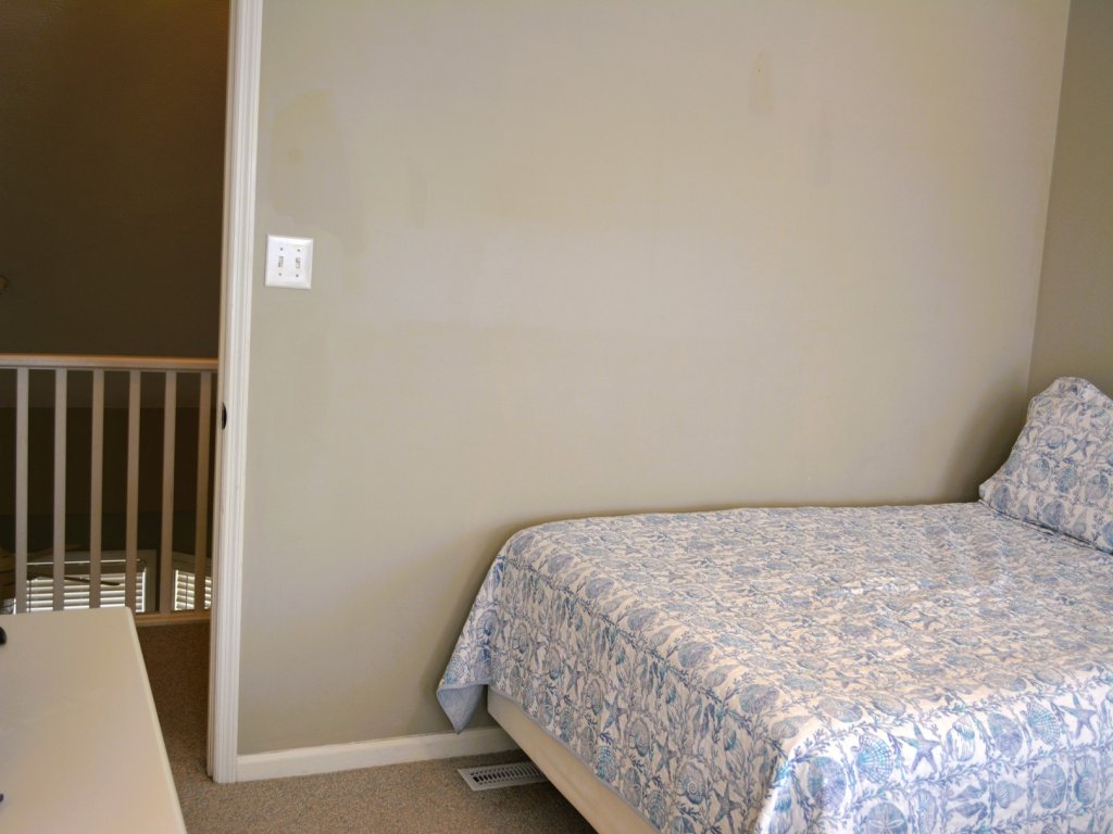 FINS N' Scales / 115 Seaside Dr Vacation Rental in Holden Beach - RedAwning