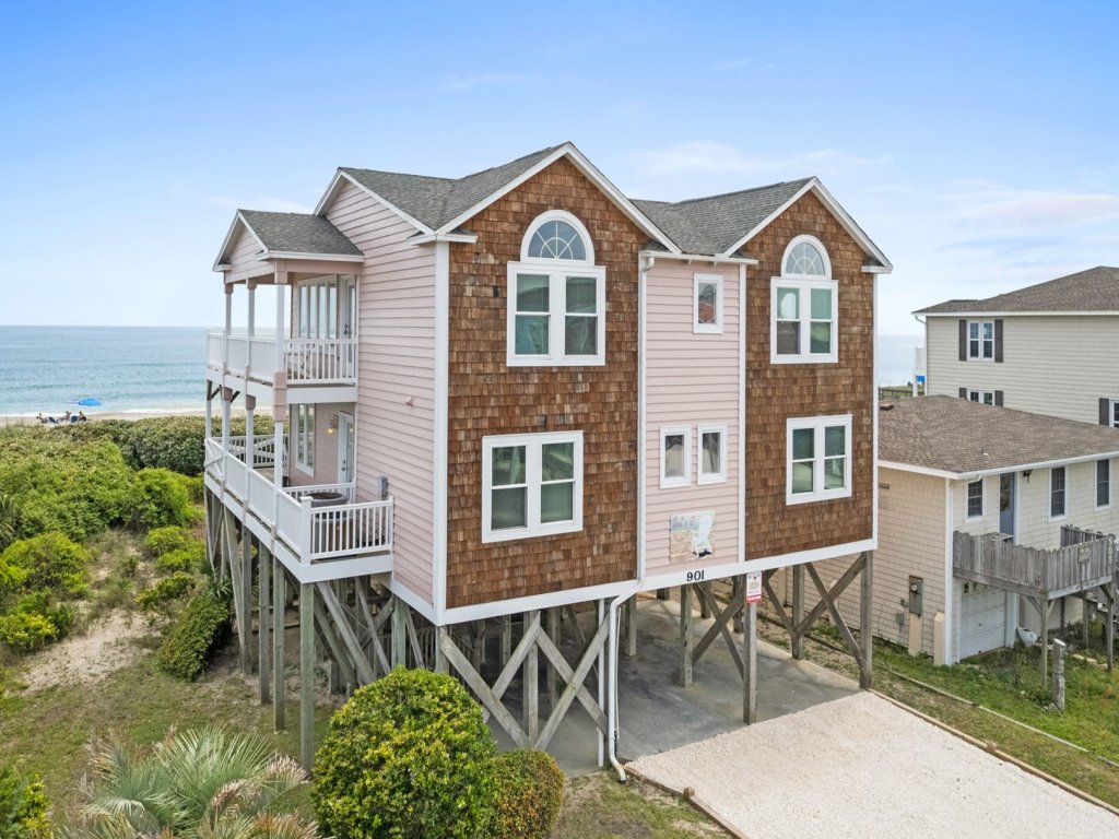 Thats It / 901 Ocean Blvd West Vacation Rental in Holden Beach - RedAwning