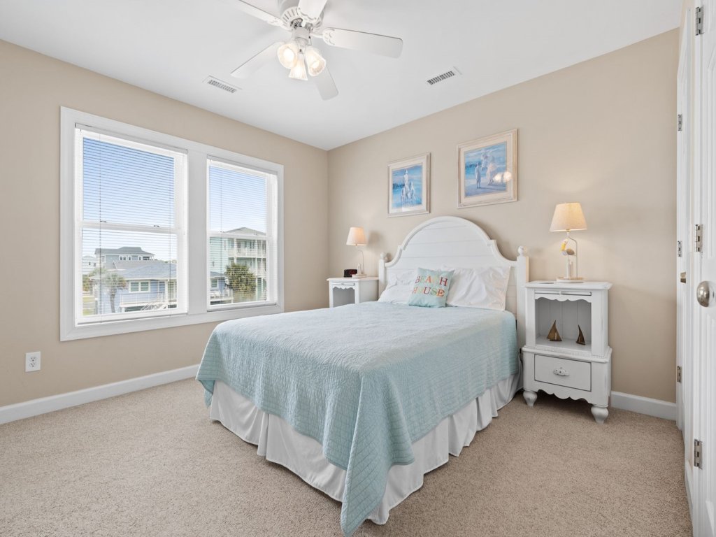 Thats It / 901 Ocean Blvd West Vacation Rental in Holden Beach - RedAwning