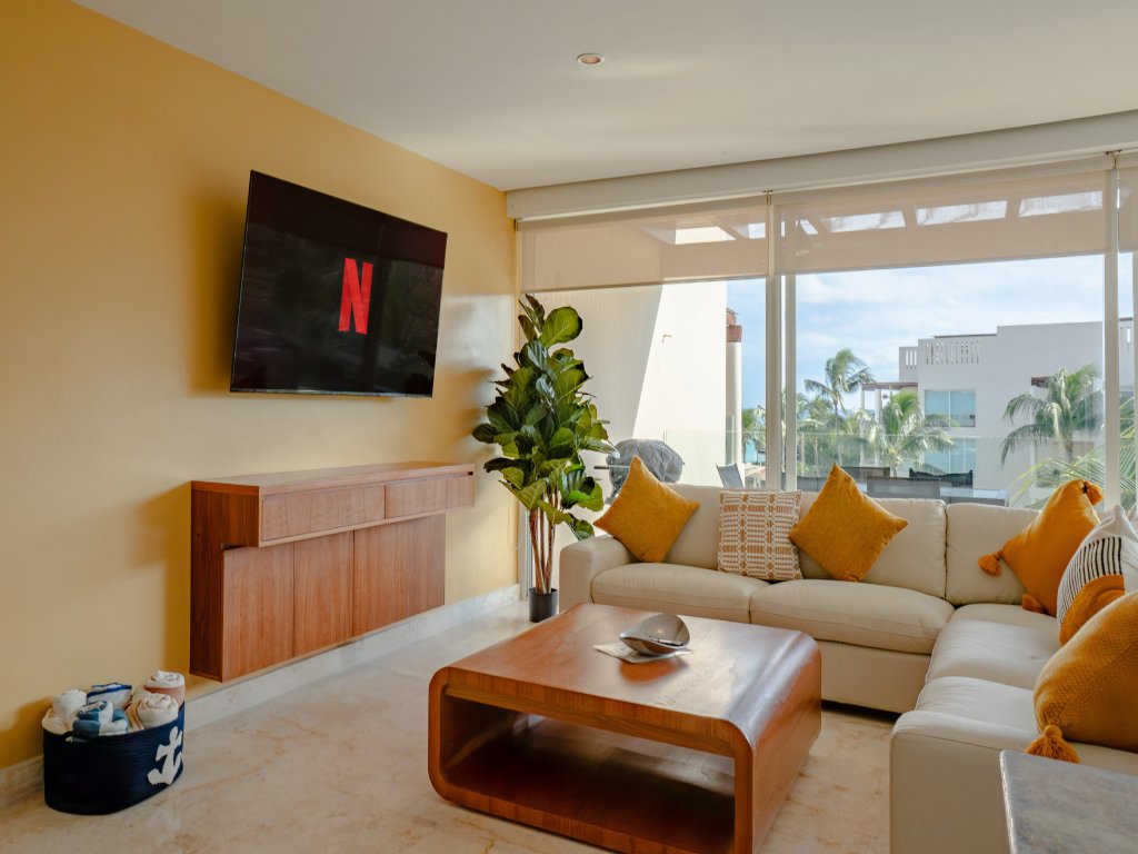 Elements Penthouse 14 Vacation Rental - RedAwning