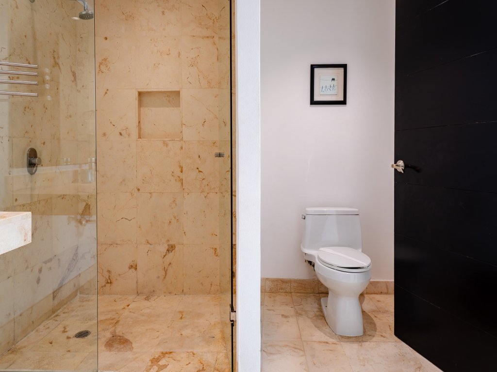 Elements Penthouse 21 Vacation Rental - RedAwning