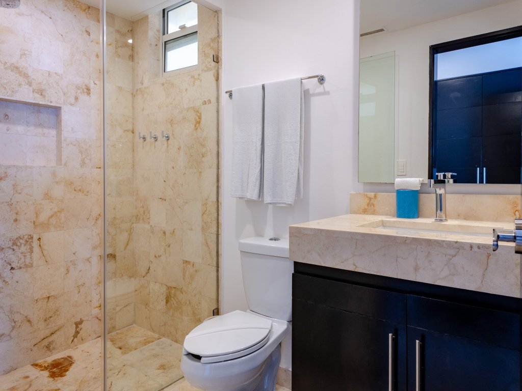 Elements Penthouse 23 2 Bd Vacation Rental - RedAwning