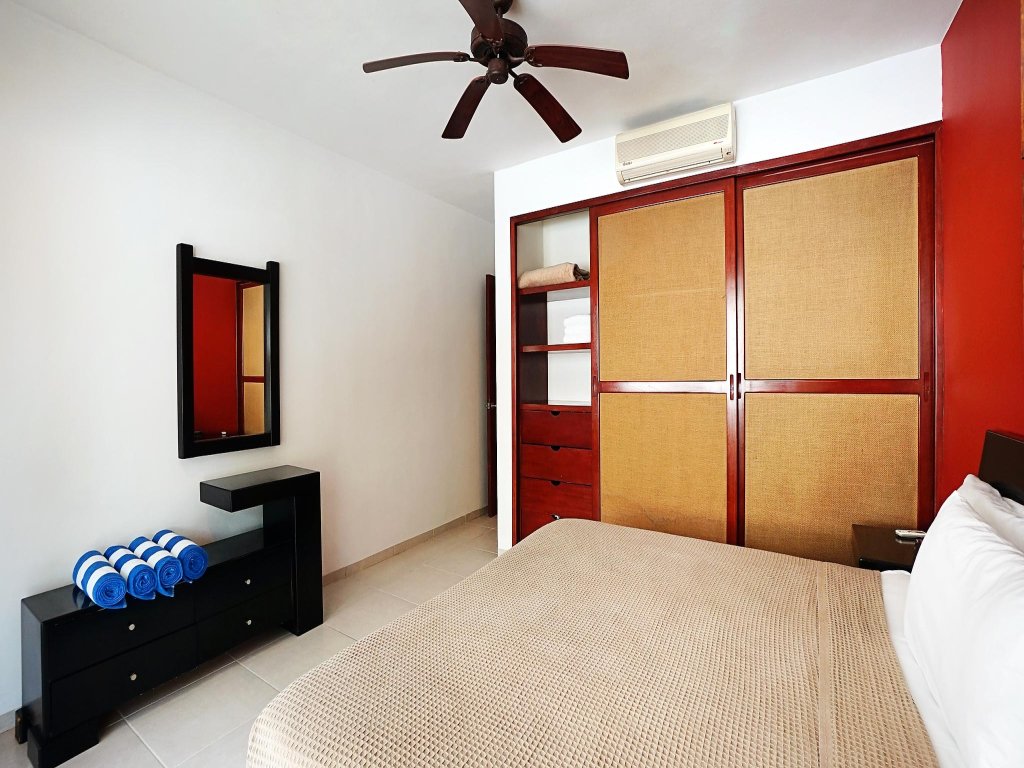 Meridian 107 Vacation Rental - RedAwning