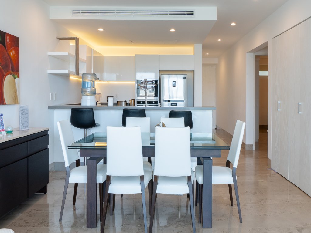 Contemporary Design Oceana 422 Playa del Carmen Condo Vacation Rental - RedAwning