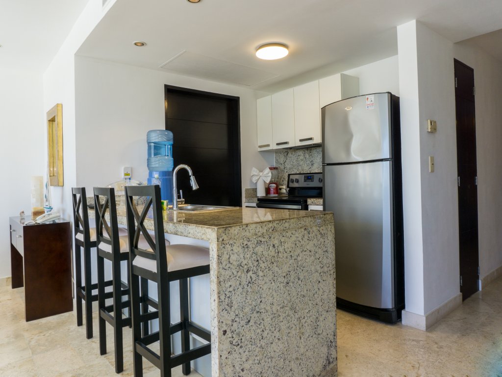 Elements 121 Vacation Rental - RedAwning