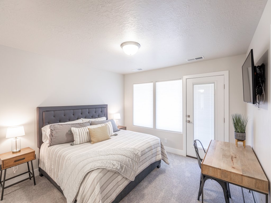 Sunshine Oasis Vacation Rental in St. George - RedAwning
