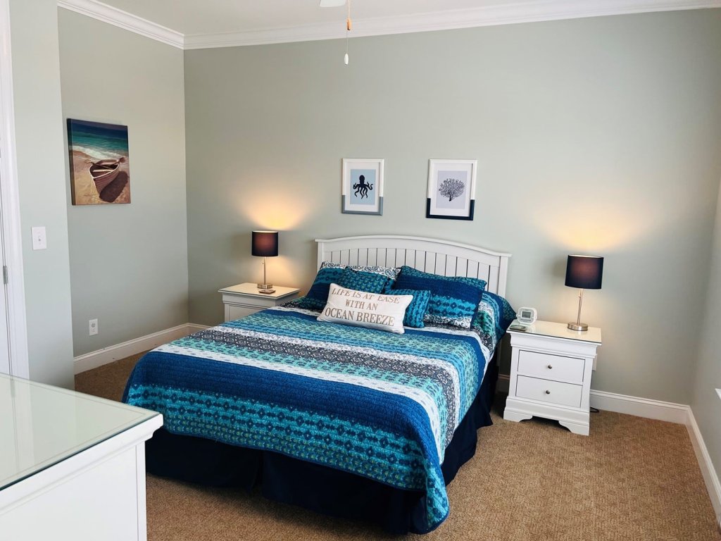 High Tide Line / 287 Ocean Boulevard West Vacation Rental in Holden Beach - RedAwning