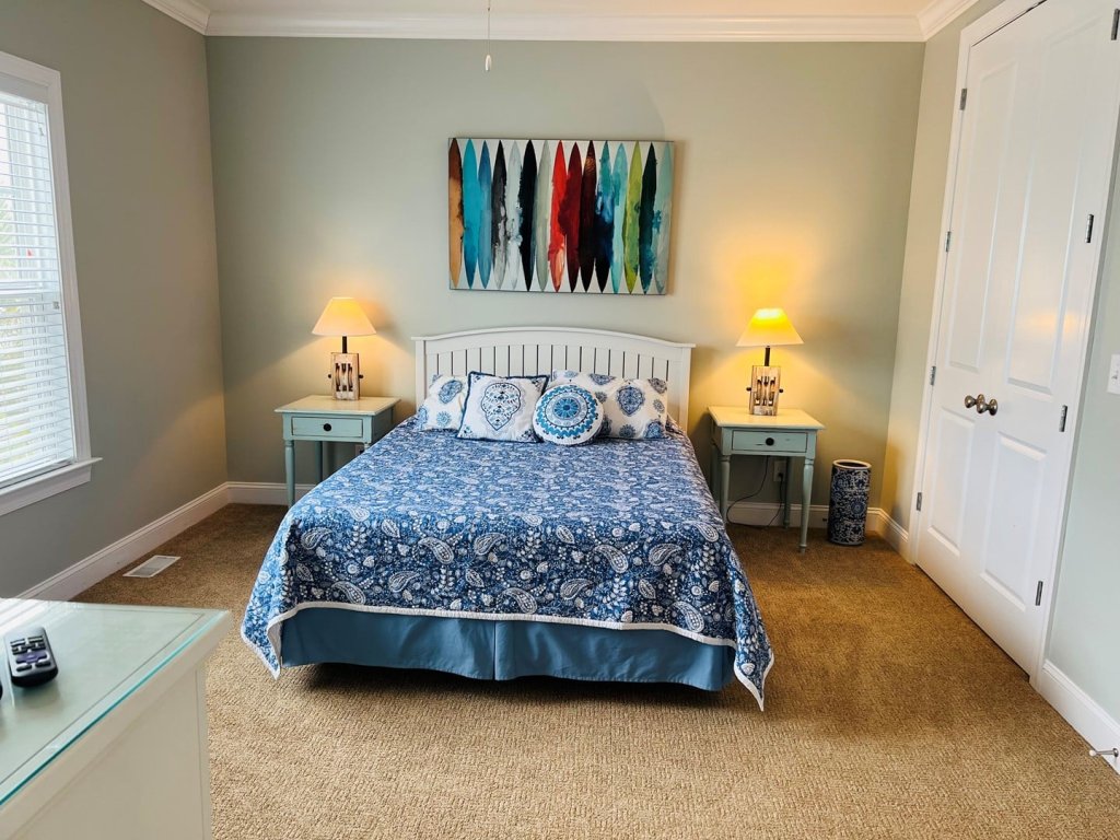 High Tide Line / 287 Ocean Boulevard West Vacation Rental in Holden Beach - RedAwning