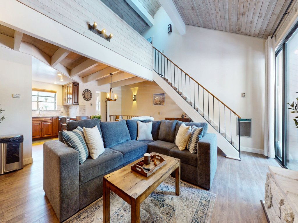 Snowflower 3 Remodeled and Modern, Private Washer Dryer with Fireplace Vacation Rental in Mammoth Lakes - RedAwning